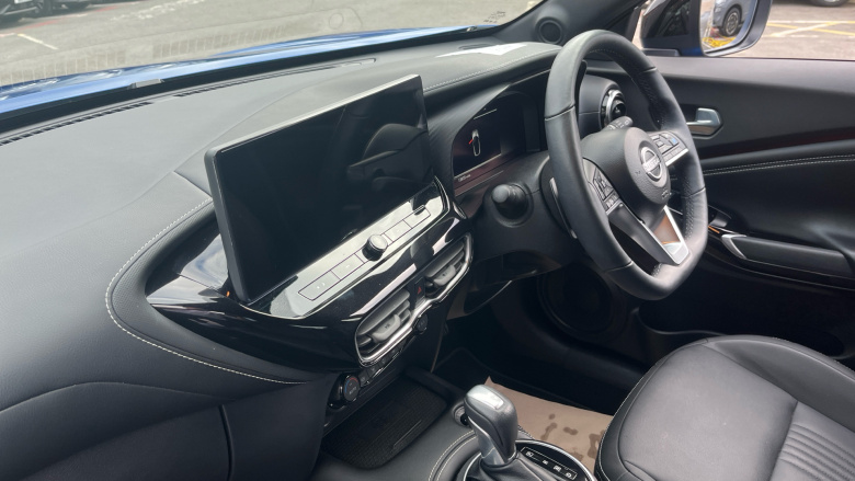 Nissan Juke 1.0 DiG-T Tekna 5dr DCT Petrol Hatchback